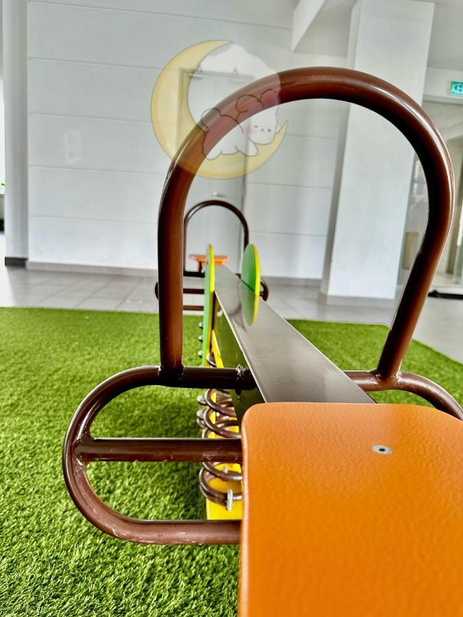 New Cozy Menjalara 5mins To Desaparkcity 2rooms Pangsapuri *