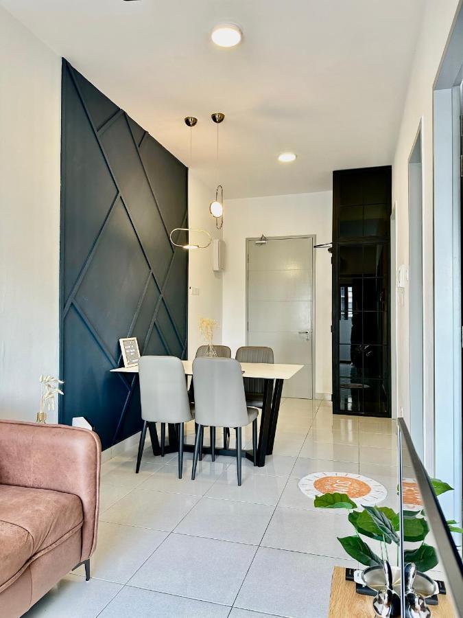 Apartment New Cozy Menjalara 5mins To Desaparkcity 2rooms Kuala Lumpur